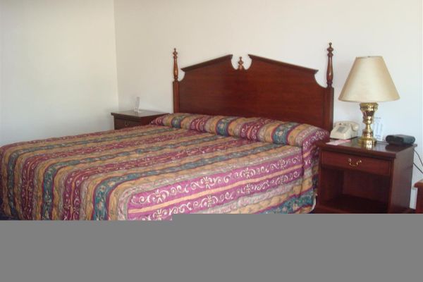 PARAGON INN HILLSBORO (Hillsboro)